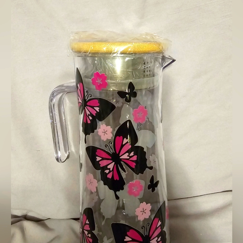 Pitcher for drinks - Picture 3 of 3